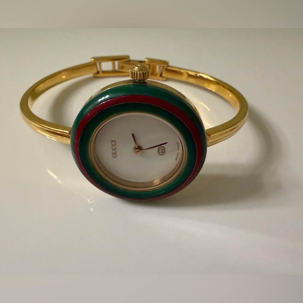 Mint~Prestige~Gucci Interchangeable Bezel Bracelet Bangle Watch with Box/Papers - Picture 3 of 17